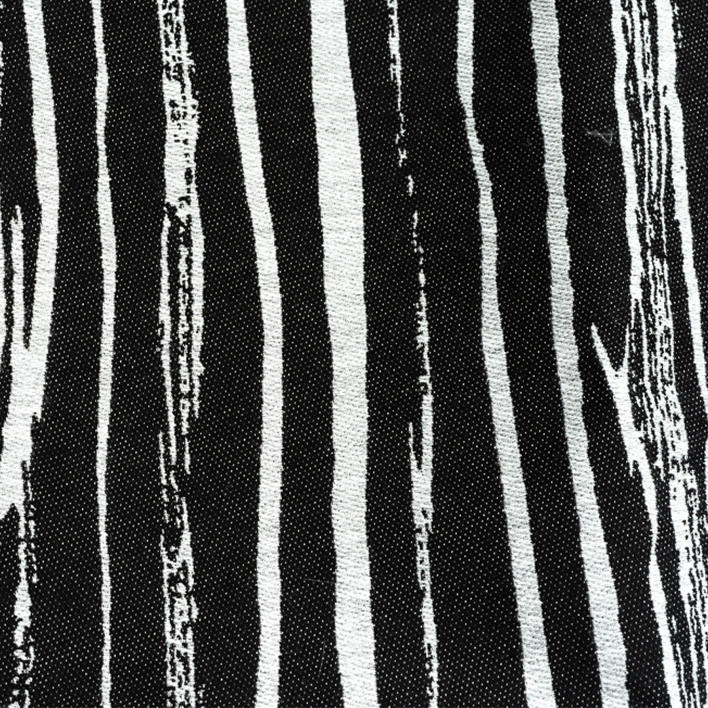 'Noir et Blanc Bark' Pillow Cover